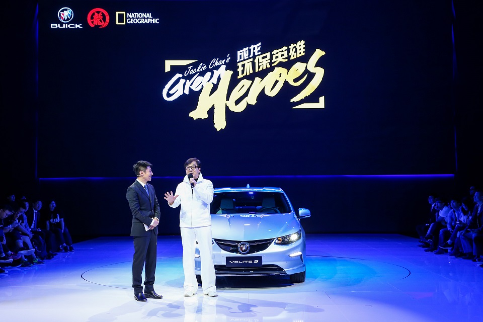 上海車展首日，別克發(fā)了款混合動(dòng)力車，還要聯(lián)合成龍“搞事情”｜美通社頭條