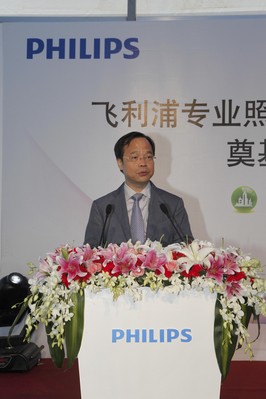 成都市市長助理，高新區管委會主任韓春林致辭