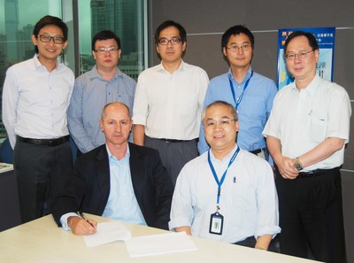 Front row, from left to right: Jonathan Boxall, RS Components' Global Head of Semiconductors, inking the direct franchise partnership with Keung Hon Ming, Renesas Deputy Group Manager of Mass Marketing Group / General Purpose and SoC Products Centre.  
